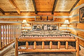 Secluded Forest Cabin, 4 Mi to Downtown Gatlinburg