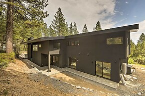 Sleek & Spacious Incline Village Hideaway!