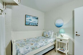 Pool & Beach Access: Hilton Head Island Villa!