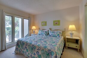 Pool & Beach Access: Hilton Head Island Villa!