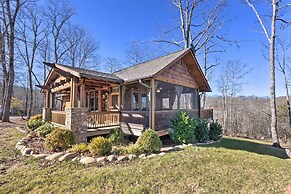 Modern Cabin w/ Deck, Grill & Chinquapin Amenities