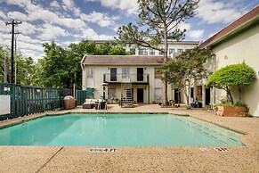 Dallas Condo w/ Pool Access - Walk to Knox Street!