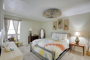 Dallas Condo w/ Pool Access - Walk to Knox Street!