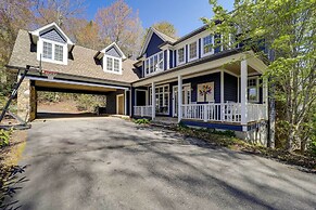 Boone Home w/ Fire Pit - Near App Ski & Sugar Mtn!