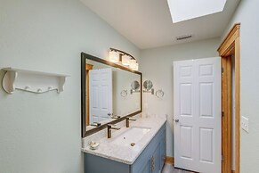 Coastal Home w/ Deck & Outdoor Shower