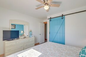 Coastal Home w/ Deck & Outdoor Shower