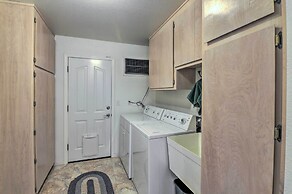 20 Mi to Lassen Park: Chateau w/ Mt Shasta View!