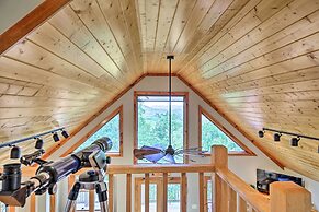 Spacious Murphy Chalet w/ Hot Tub: Mtn Views!