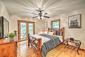 Spacious Murphy Chalet w/ Hot Tub: Mtn Views!