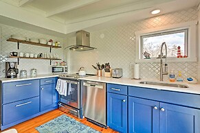 Waterfront Portsmouth Cottage: 8 Mi. From Newport!