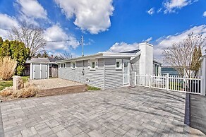 Waterfront Portsmouth Cottage: 8 Mi. From Newport!