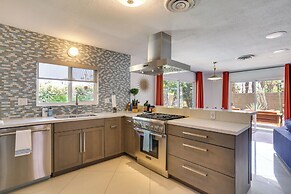 Funky Palm Springs Paradise Near Golf Courses