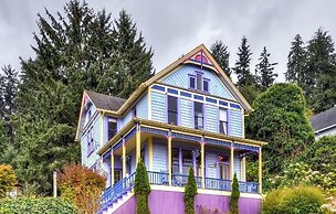 'astoria Painted Lady' Historic Apt w/ River View!