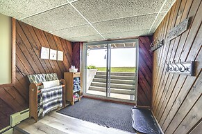Private Beach & Deck: Spacious Lake Michigan Home
