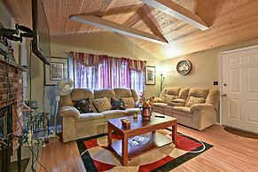 Cozy Arrowhead Lake Home w/ Sunroom + Pool Access!