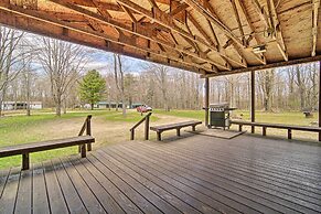 Rustic & Modern Russell Cabin w/ Grill + Deck