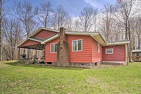 Rustic & Modern Russell Cabin w/ Grill + Deck