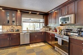 Spacious Wellington Vacation Rental - Private Pool