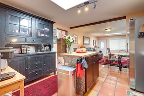 Charming Santa Fe Vacation Rental - Near Casino