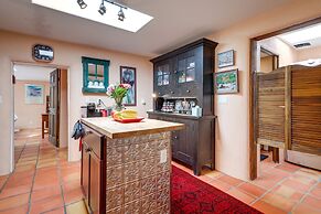 Charming Santa Fe Vacation Rental - Near Casino