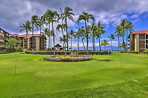 Lahaina Resort Retreat w/ Pool & Ocean Views!