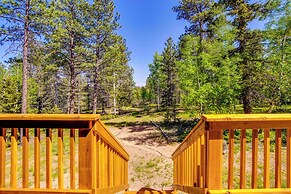Sunny Forest Cabin w/ Views of Pikes Peak Mtn!