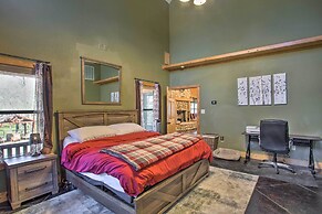 Groesbeck 'lodge on the River': Hot Tub & Fire Pit