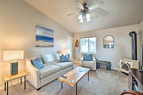 Anacortes Condo ~ 1 Mi to Marina & Fidalgo Bay!