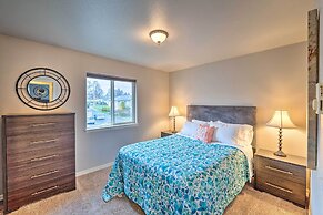 Anacortes Condo ~ 1 Mi to Marina & Fidalgo Bay!