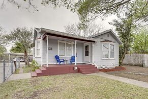Vintage Corpus Christi Home - 2 Blocks From Beach!