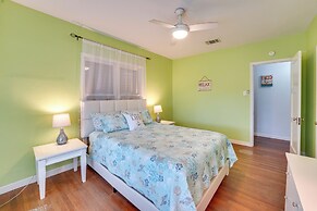 Vintage Corpus Christi Home - 2 Blocks From Beach!