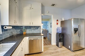 Vintage Corpus Christi Home - 2 Blocks From Beach!