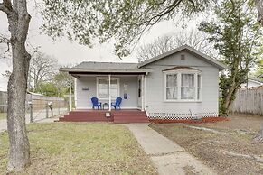 Vintage Corpus Christi Home - 2 Blocks From Beach!