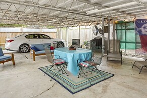 Vintage Corpus Christi Home - 2 Blocks From Beach!