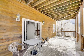 2 Mi to Ski Resort: Beech Mtn Home w/ Fire Pit!