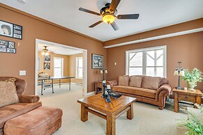 2 Mi to Ski Resort: Beech Mtn Home w/ Fire Pit!