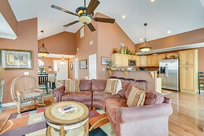 2 Mi to Ski Resort: Beech Mtn Home w/ Fire Pit!