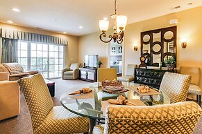 Branson Condo w/ Pool Access & Views, 3 Mi Dtwn!