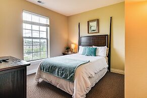 Branson Condo w/ Pool Access & Views, 3 Mi Dtwn!