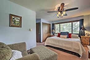 Cabin-style Condo w/ Deck Near Angel Fire Resort
