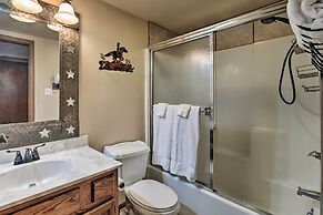 Cabin-style Condo w/ Deck Near Angel Fire Resort