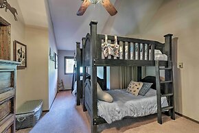 Cabin-style Condo w/ Deck Near Angel Fire Resort