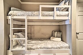 Updated Front Beach Condo w/ Resort Amenities!