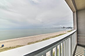 Updated Front Beach Condo w/ Resort Amenities!