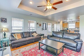 Steps to Surfside Beach: Ada-friendly Home