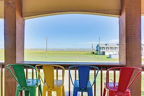 Steps to Surfside Beach: Ada-friendly Home