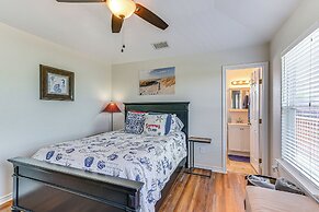 Steps to Surfside Beach: Ada-friendly Home