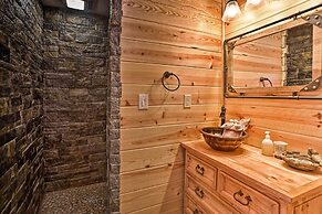 Serene Cabins w/ Decks & 8 Acres on Kiamichi River