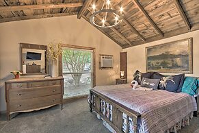Rustic Chic Home ~1 Mi to Dtwn Hot Springs!