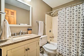 Family-friendly Stratton Gem Close to Slopes!